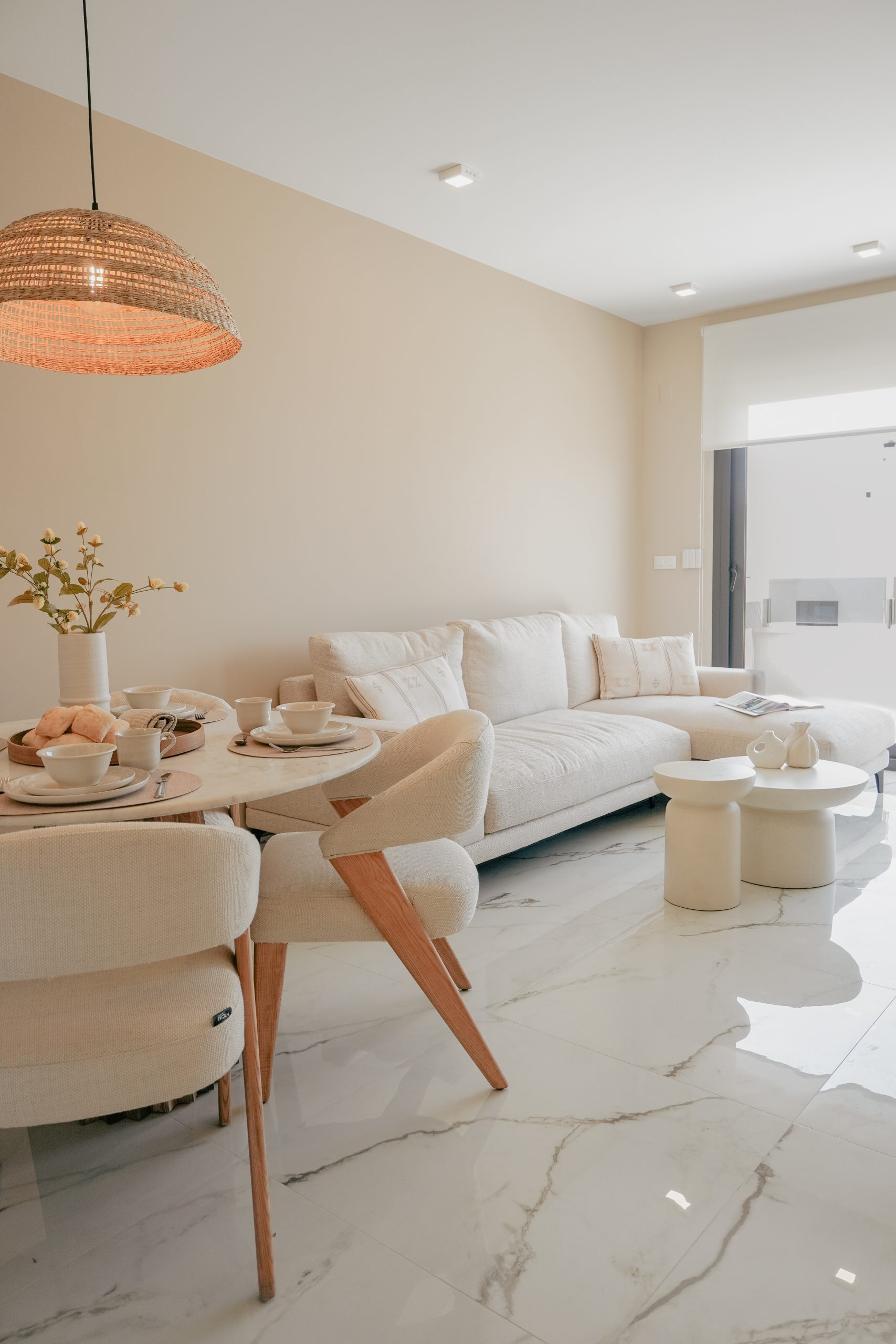 Interieur van Ático Rojeca
